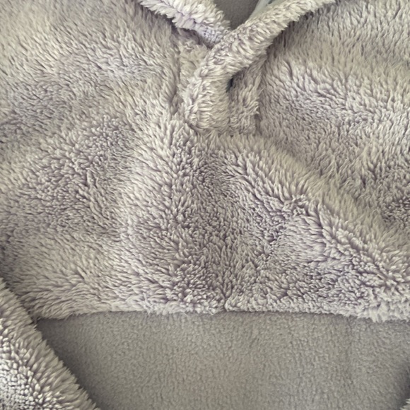 All in Motion Sherpa Lilac Color brand new with tag size M so soft and warm - Picture 12 of 15